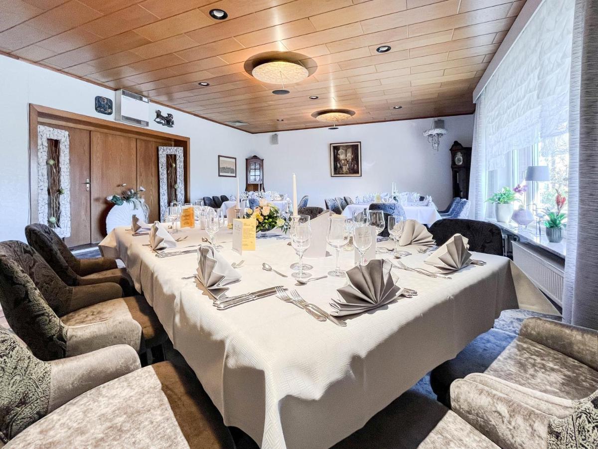 Hotel-Restaurant Vier Linden Stade Kültér fotó