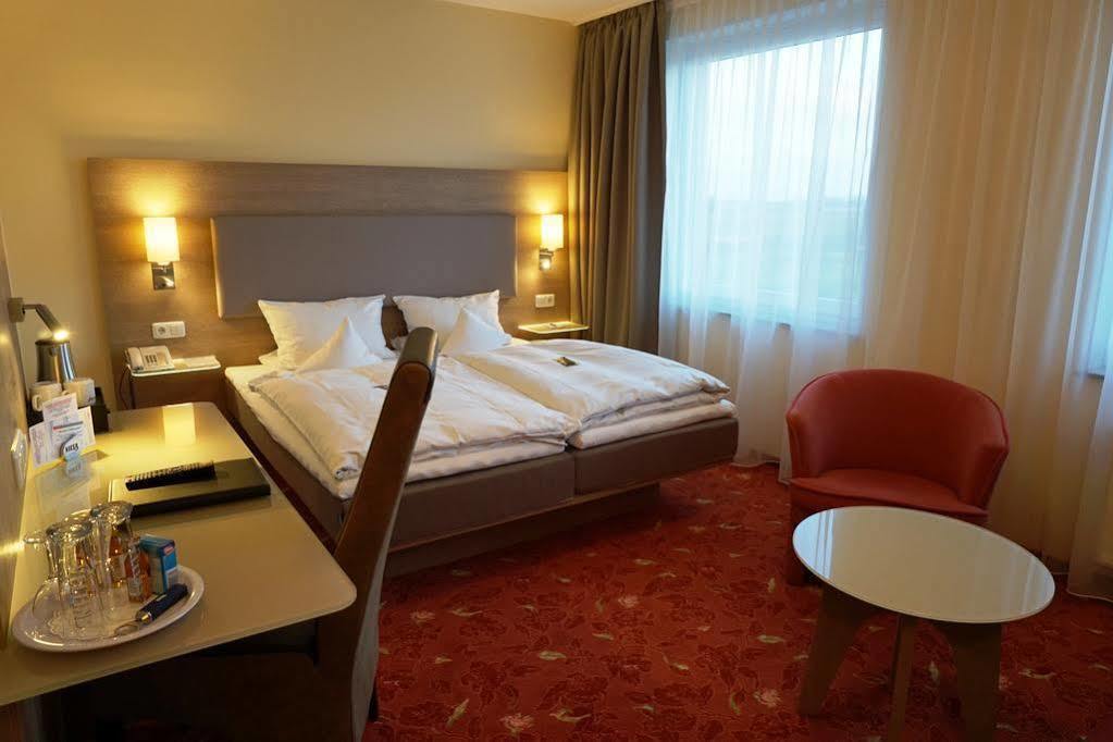 Hotel-Restaurant Vier Linden Stade Kültér fotó